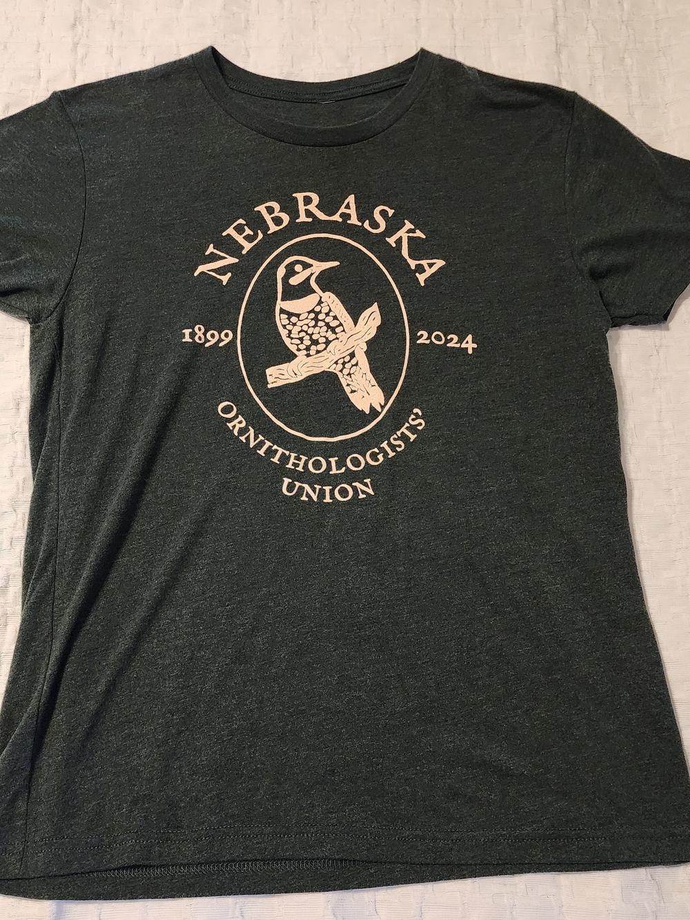 Source Unknown Dark Green Tee with Cream Bird Graphic